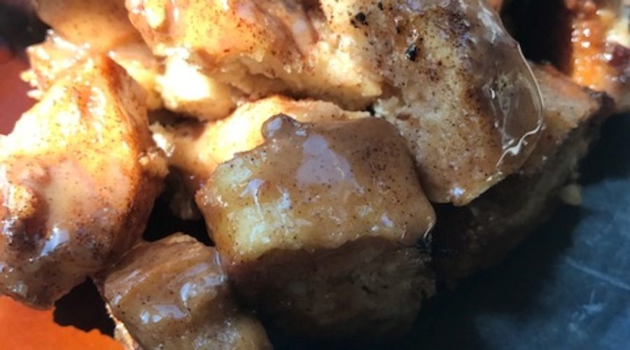 Weekend Recipe : Pecan Raisin Bread Pudding with Rum Sauce